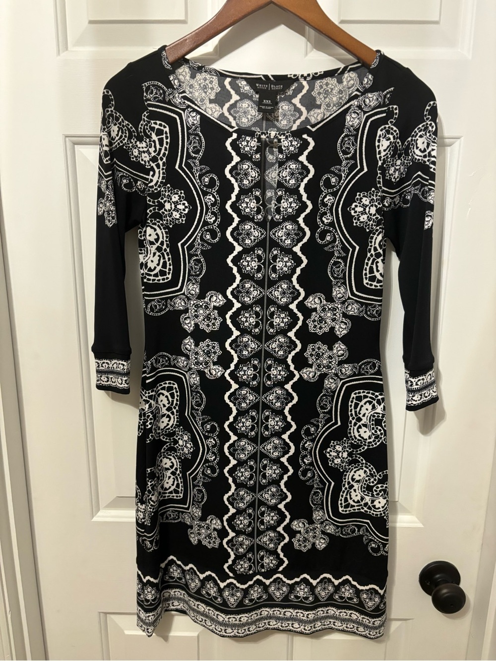 White House Black Market Black and White Printed Long-Sleeve Dress